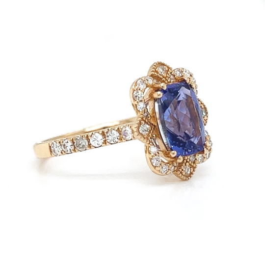 Natural Tanzanite and Natural Mined Diamond Art Deco Yellow Gold Cocktail Ring